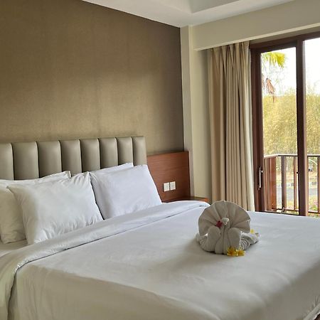 New Kuta Hotel By Lorin อูลูวาตู ภายนอก รูปภาพ