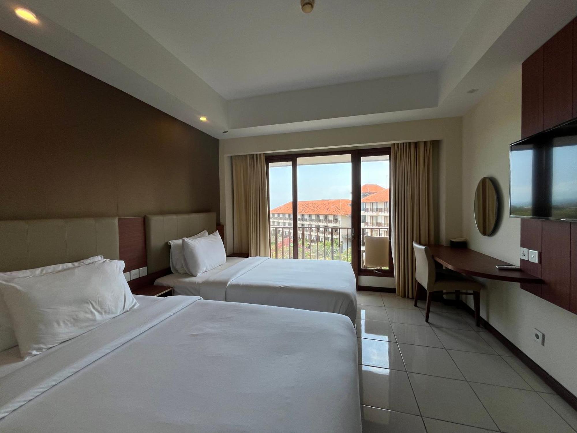 New Kuta Hotel By Lorin อูลูวาตู ภายนอก รูปภาพ