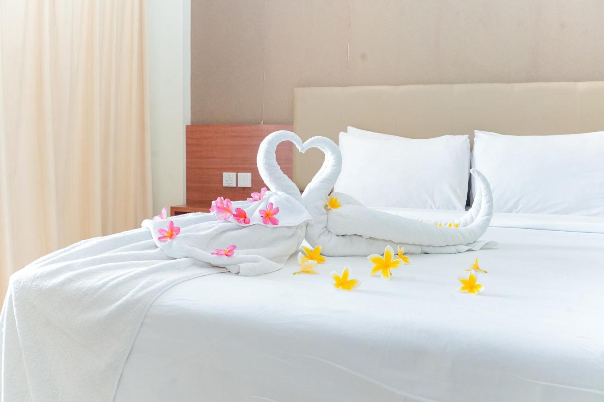 New Kuta Hotel By Lorin อูลูวาตู ภายนอก รูปภาพ