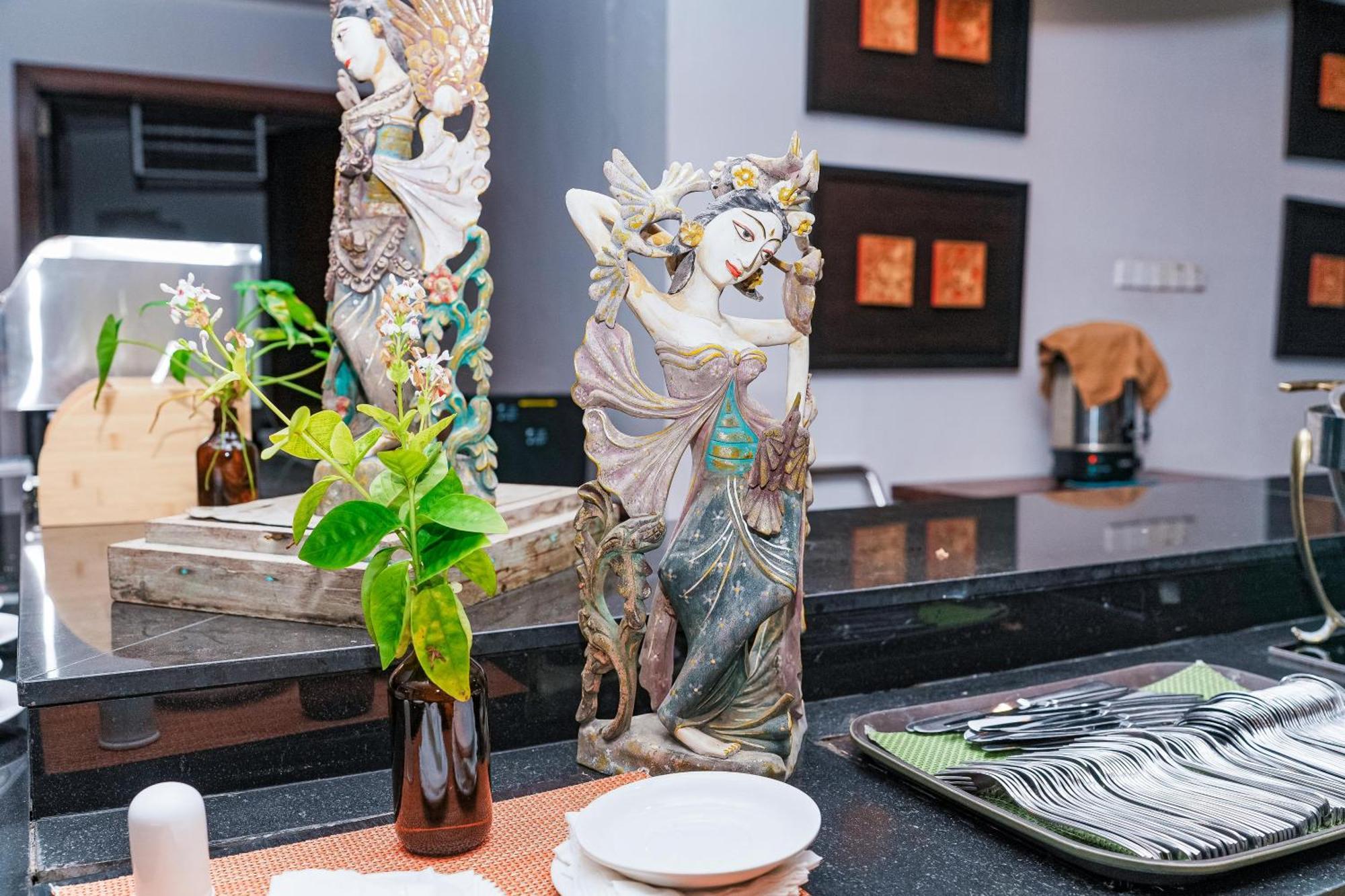 New Kuta Hotel By Lorin อูลูวาตู ภายนอก รูปภาพ