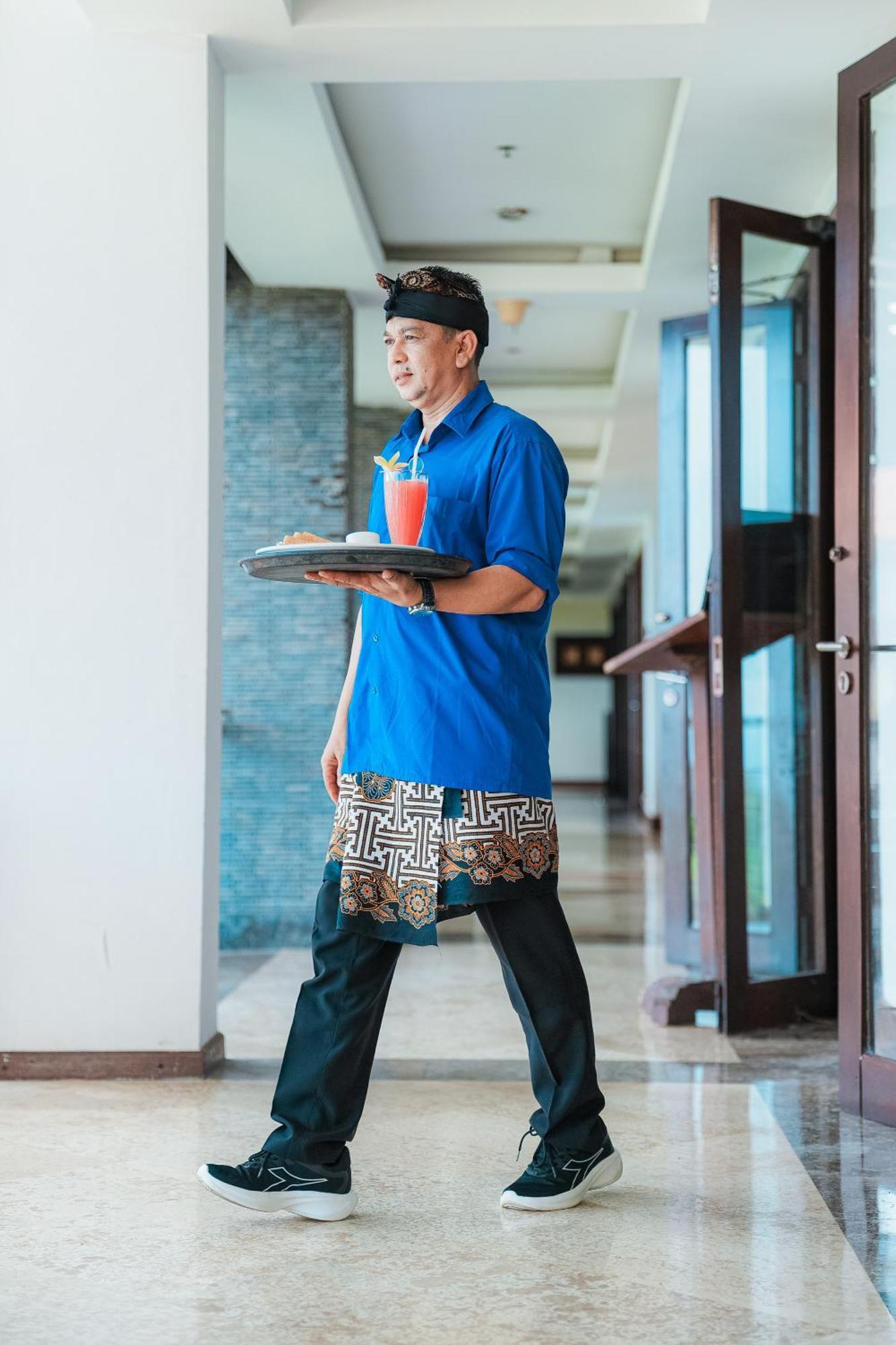 New Kuta Hotel By Lorin อูลูวาตู ภายนอก รูปภาพ