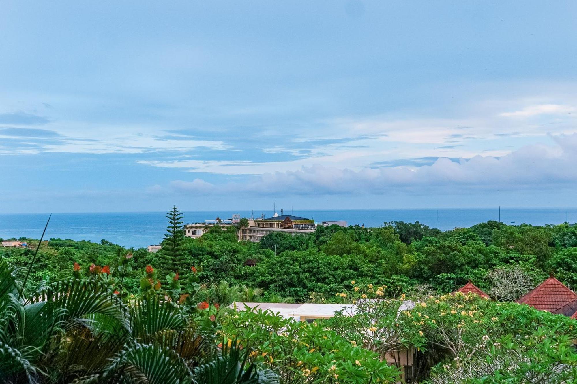 New Kuta Hotel By Lorin อูลูวาตู ภายนอก รูปภาพ